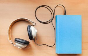 Hướng Dẫn Chọn Audiobook phù hợp : Bí quyết tận dụng sức mạnh của từng cuốn sách 2 audiobook la gi