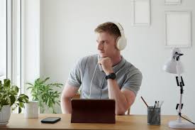 Ưu điểm của Sách Nói: 10 Lý Do Tại Sao Bạn Nên Thử Trải Nghiệm